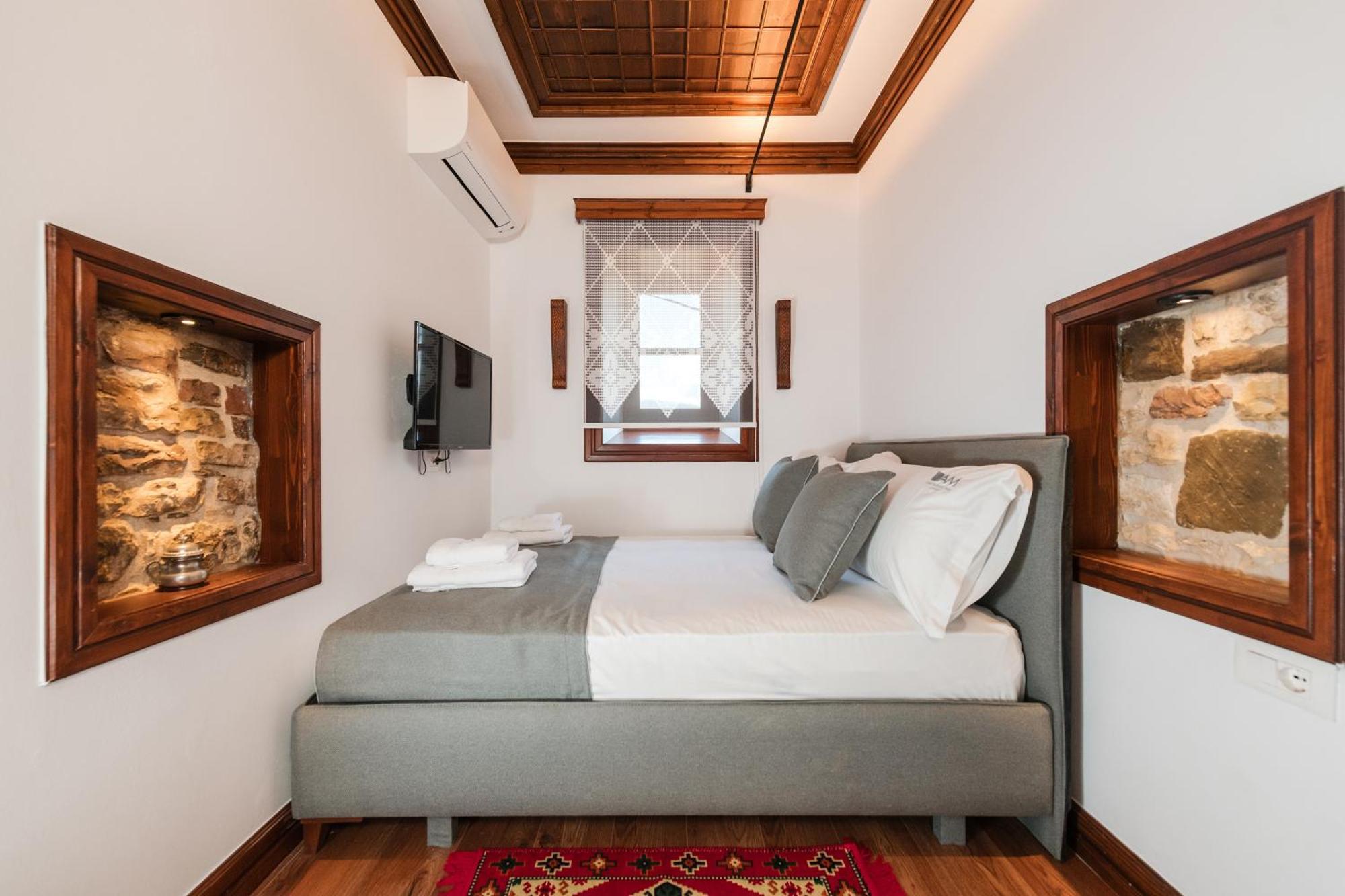 Dam Stone Boutique Hotel Gjirokaster Luaran gambar