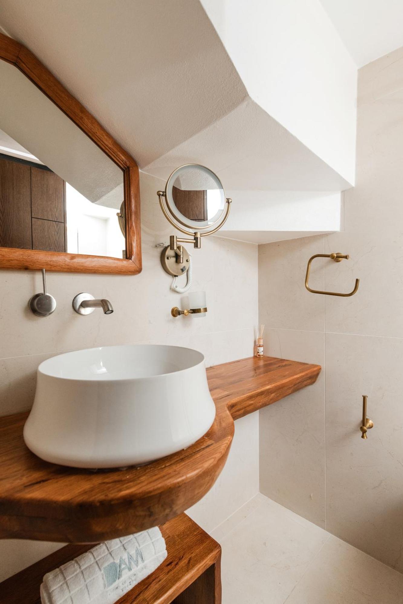 Dam Stone Boutique Hotel Gjirokaster Luaran gambar