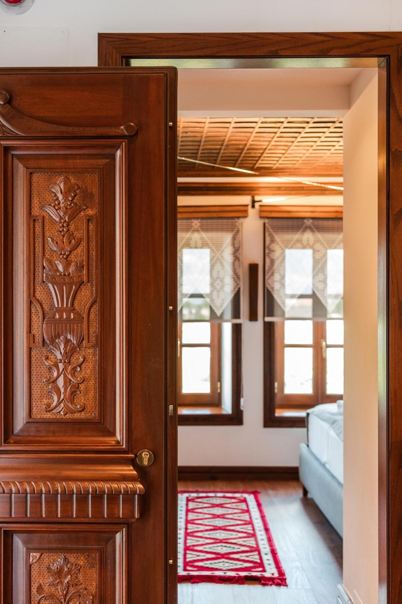 Dam Stone Boutique Hotel Gjirokaster Luaran gambar