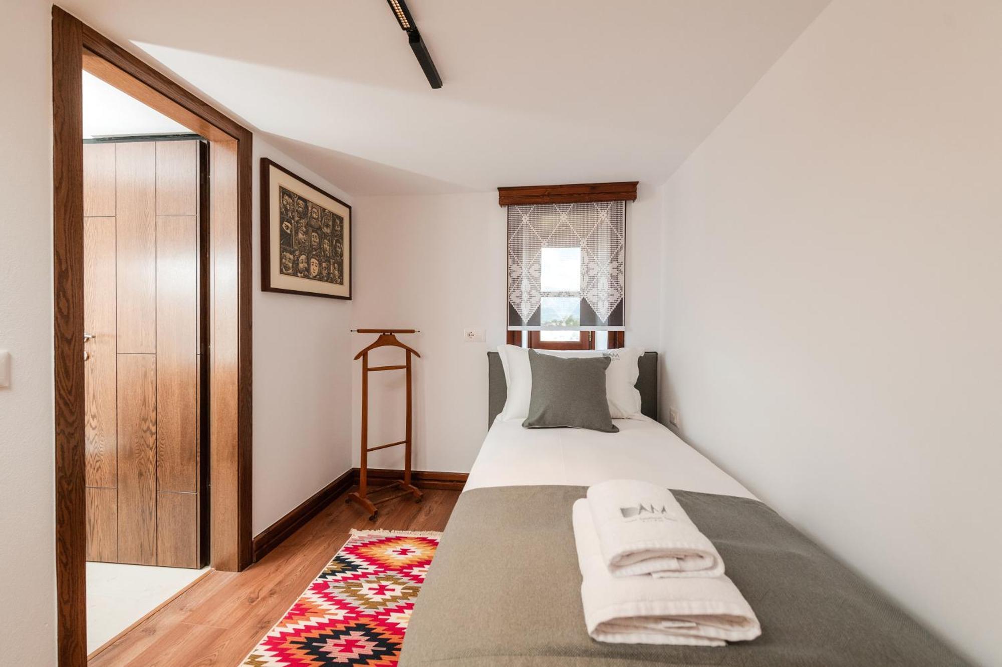 Dam Stone Boutique Hotel Gjirokaster Luaran gambar