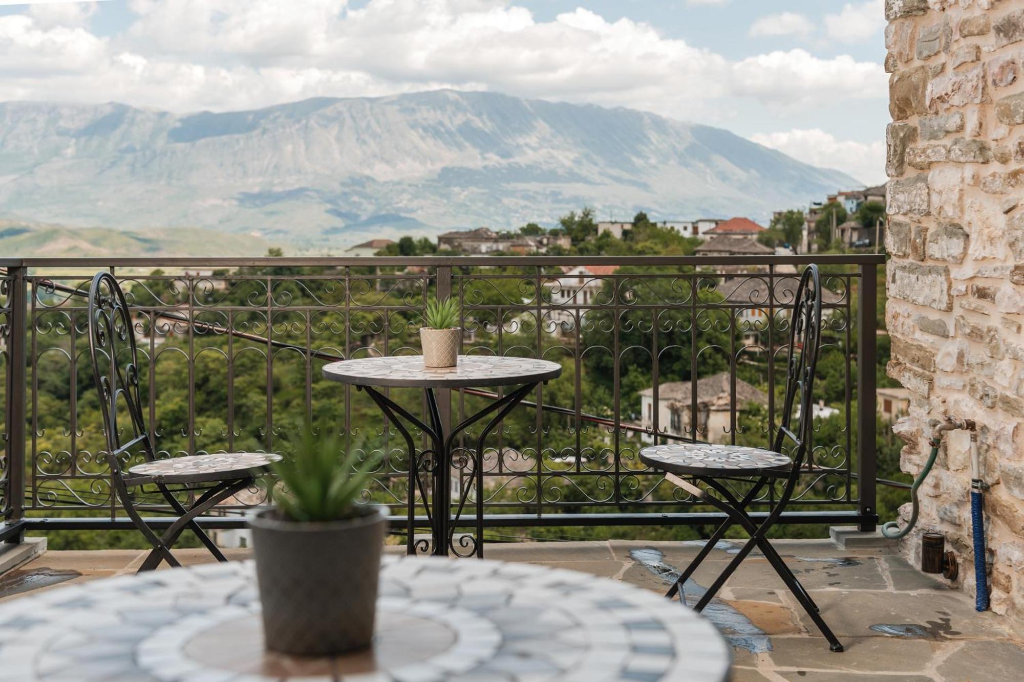 Dam Stone Boutique Hotel Gjirokaster Luaran gambar