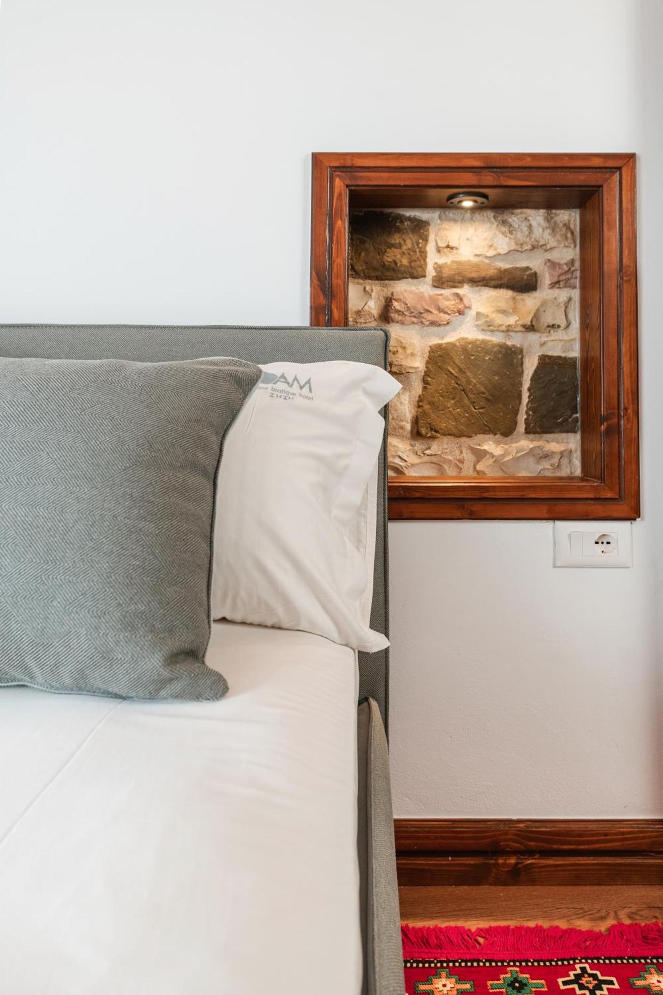 Dam Stone Boutique Hotel Gjirokaster Luaran gambar