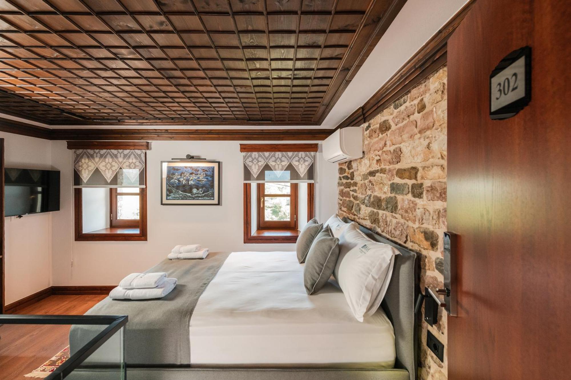 Dam Stone Boutique Hotel Gjirokaster Luaran gambar
